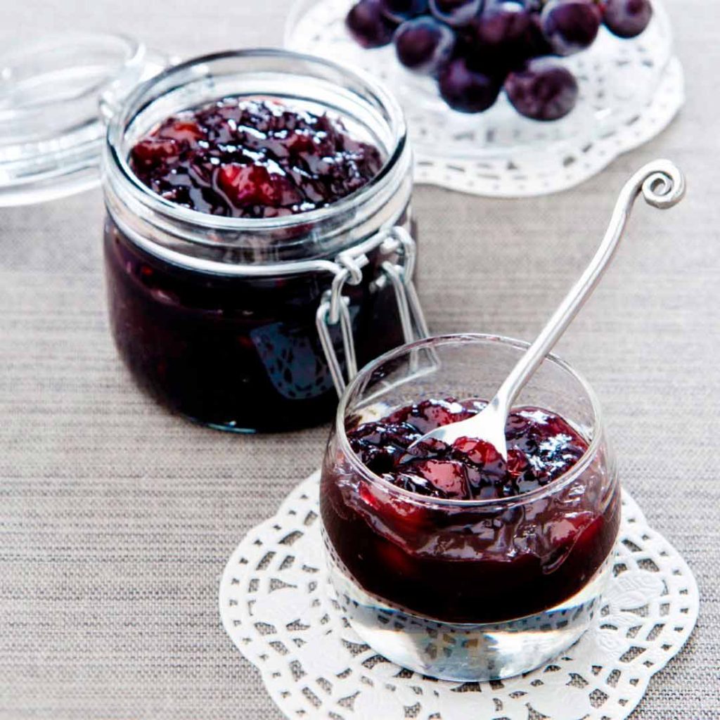 receta-con-uvas-mermelada-facil-casera