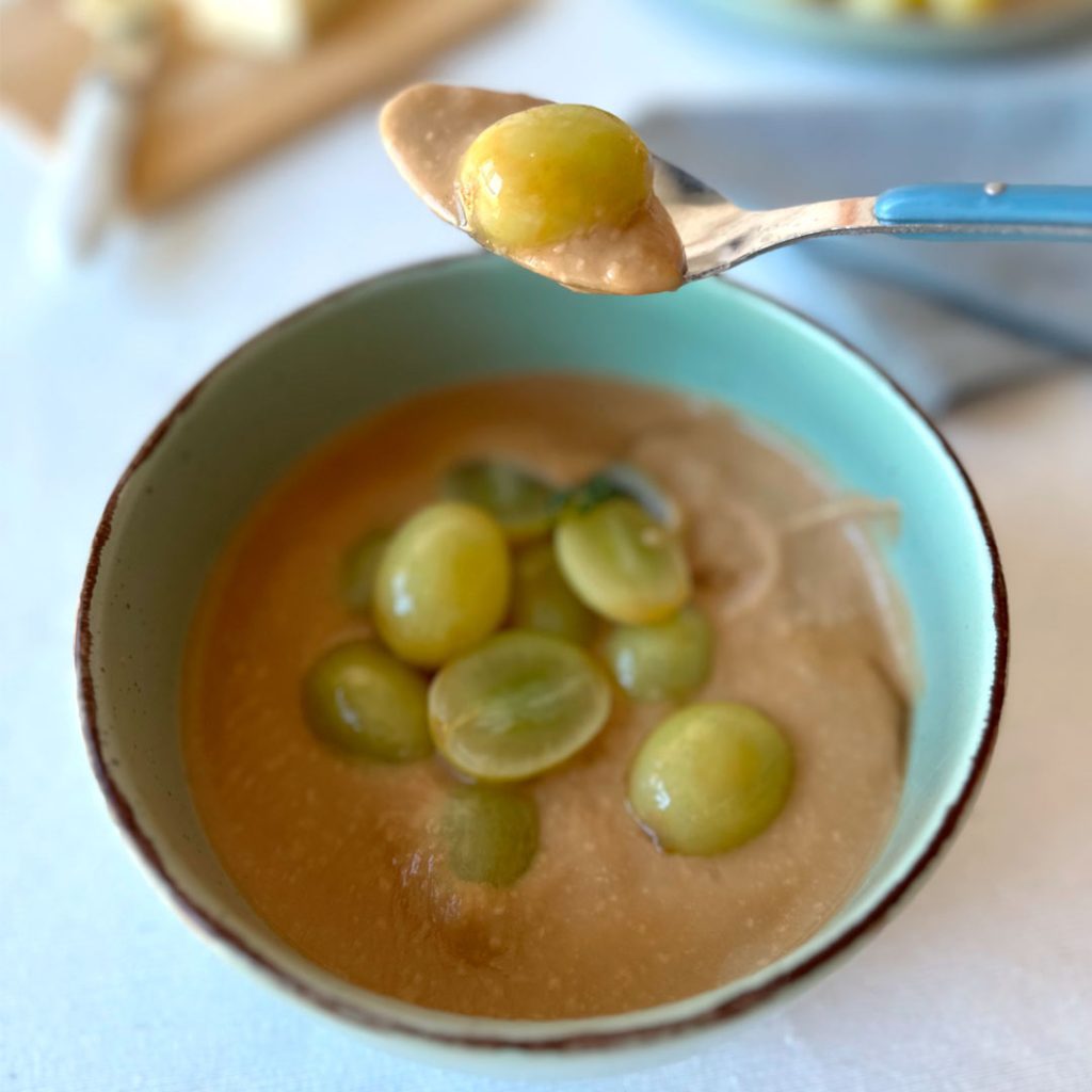 receta-uvas-a-la-crema