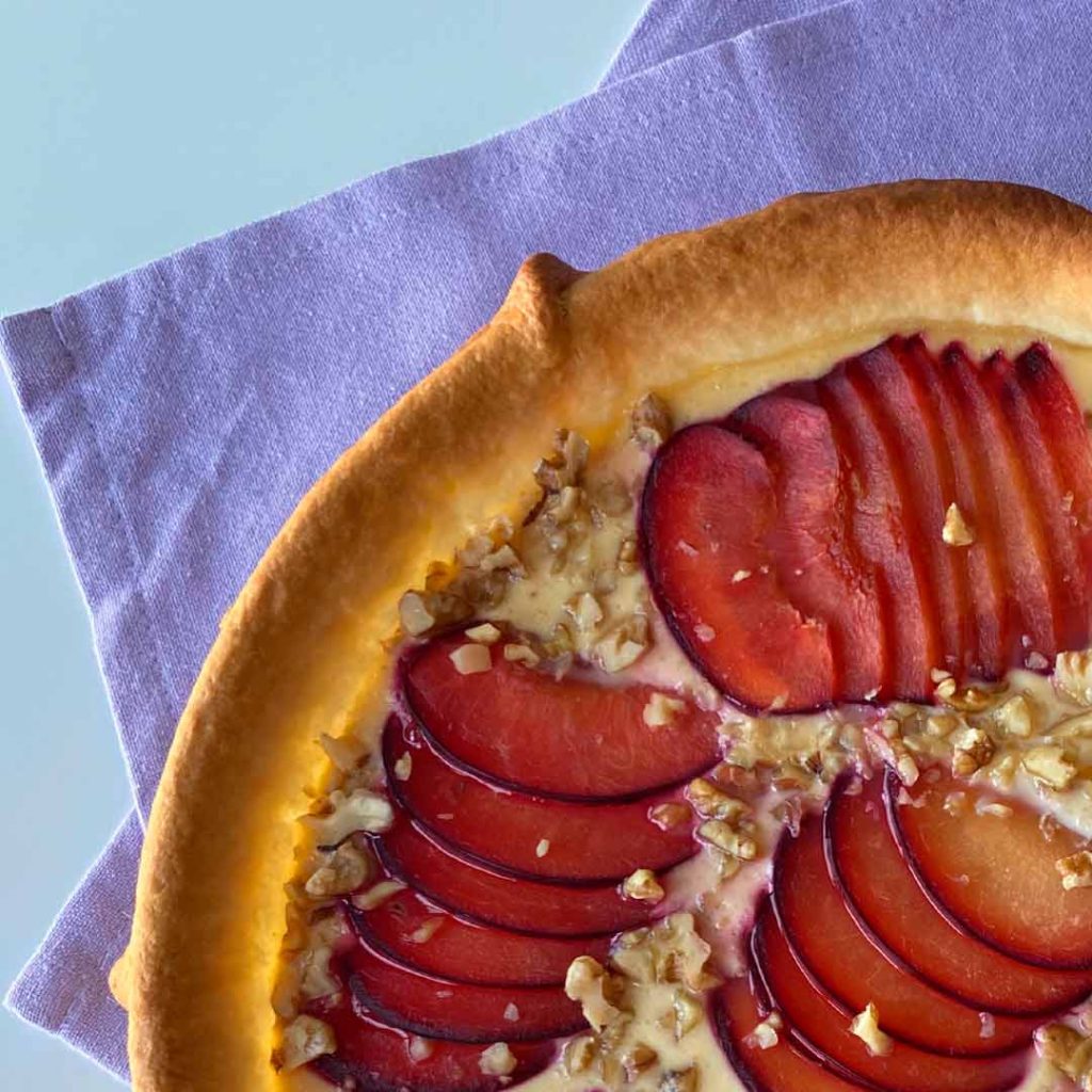 receta-tarta-ciruelas-almendras