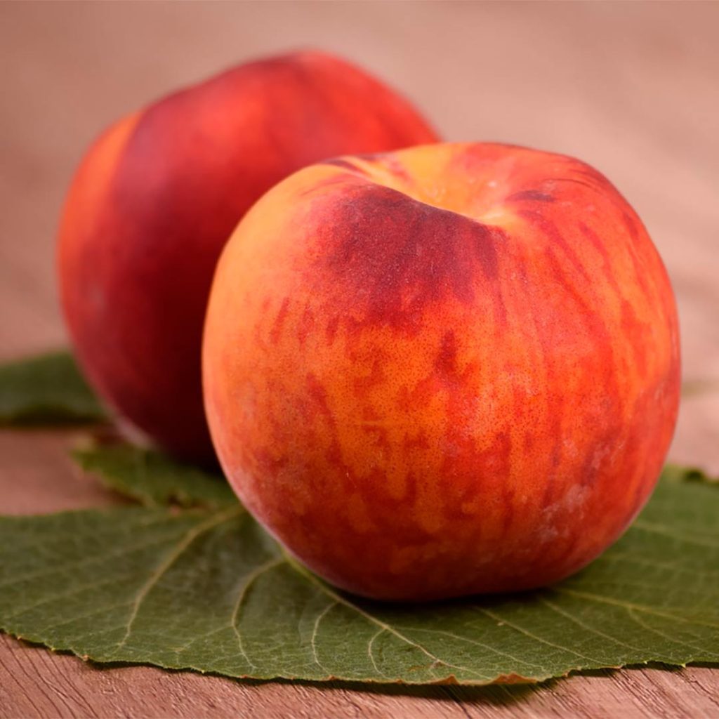 nectarinas-emabrazo-beneficios-riesgos-precauciones-son-saludables