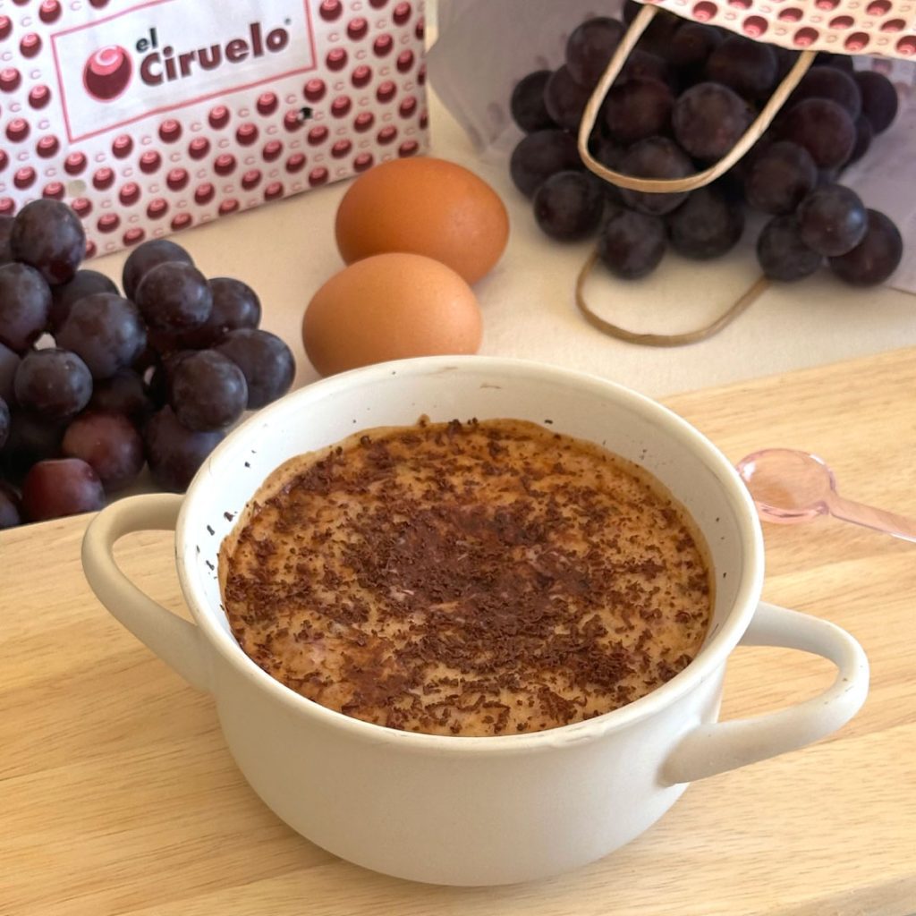 receta-postre-natillas-con-uvas