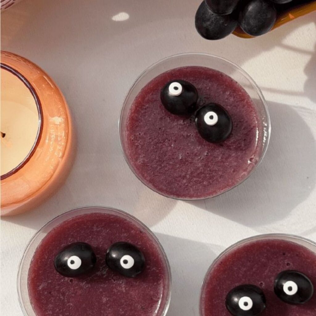 Receta Halloween Gelatina terrorifica uvas